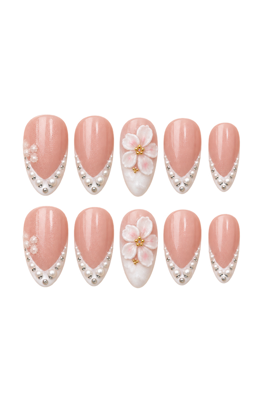 Pearl Daisy Dots