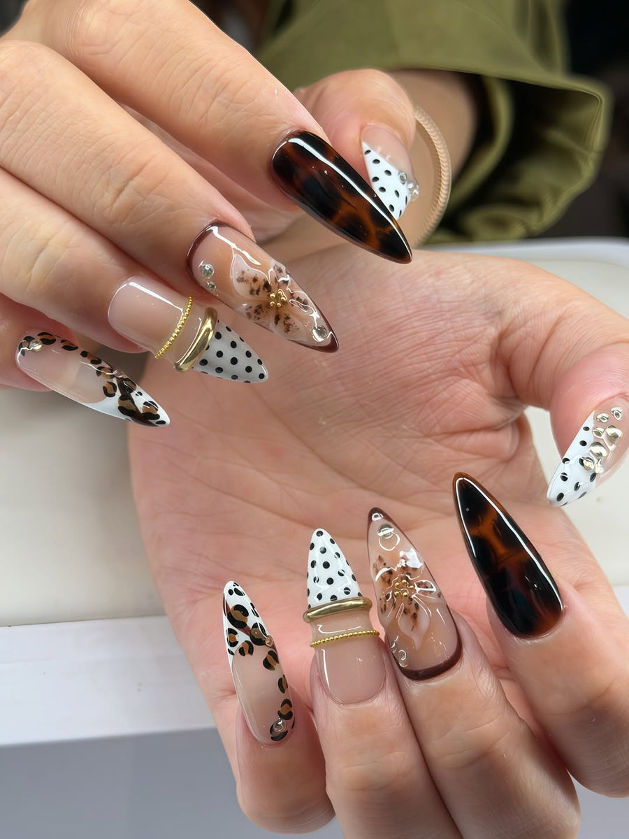 Mocha Dalmatian Luxe